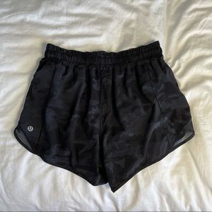 Lululemon Hotty Hot Short